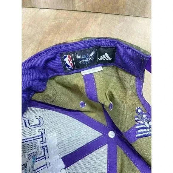 Charlotte Hornets Adidas Camo NBA Snapback Hat Cap Adjustable Spellout - Picture 8 of 9
